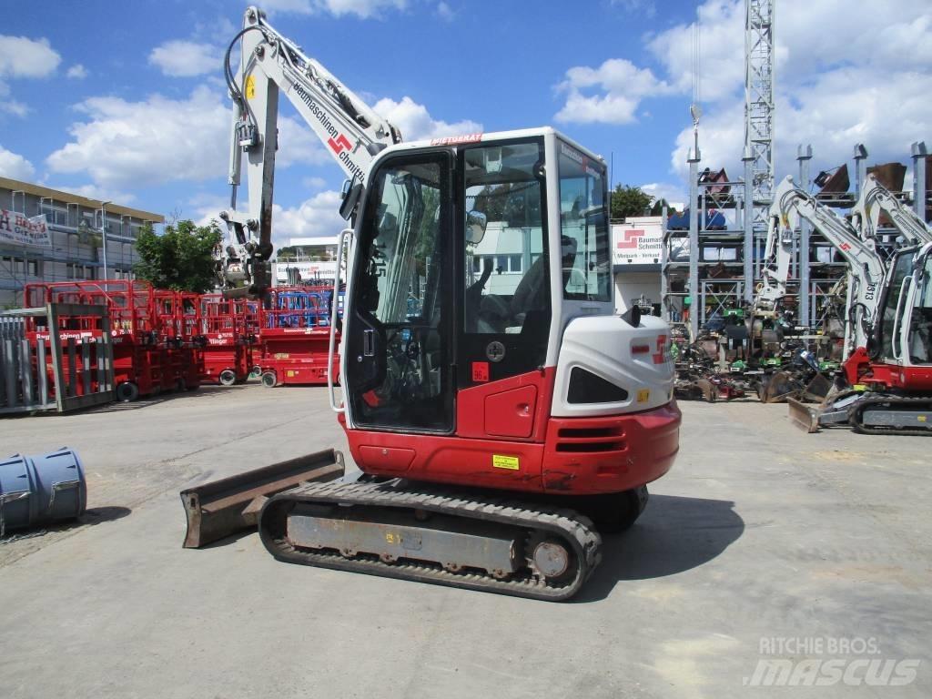 Takeuchi TB240 Мини-экскаваторы