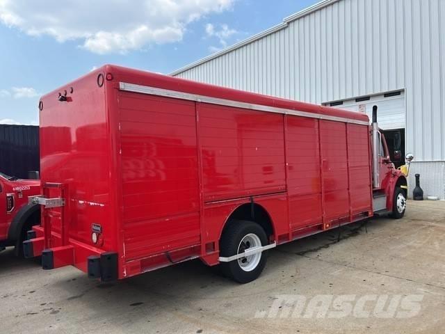 Freightliner M2 106 Грузовики для доставки напитков