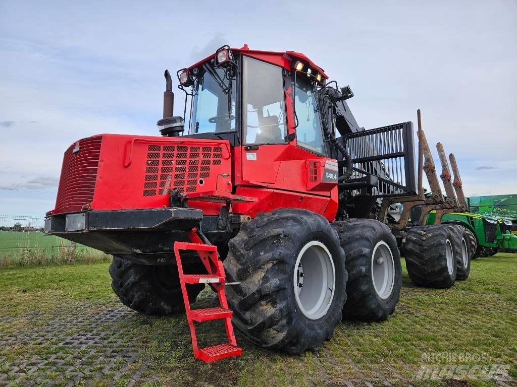 Komatsu 840.4 Форвардеры