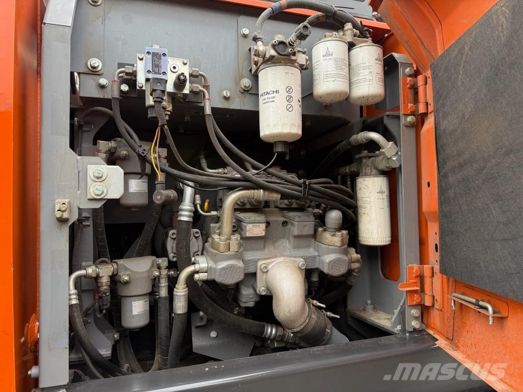 Hitachi ZX 140 W-6 Колёсные экскаваторы