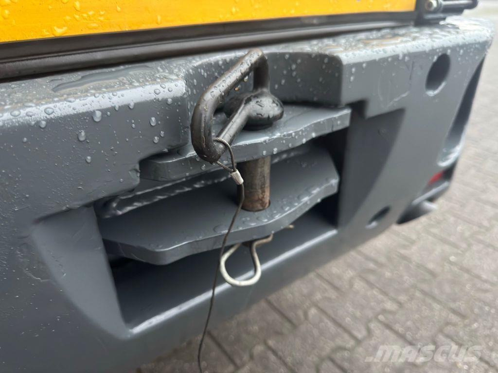 Mustang MUS AL306 Фронтальные погрузчики