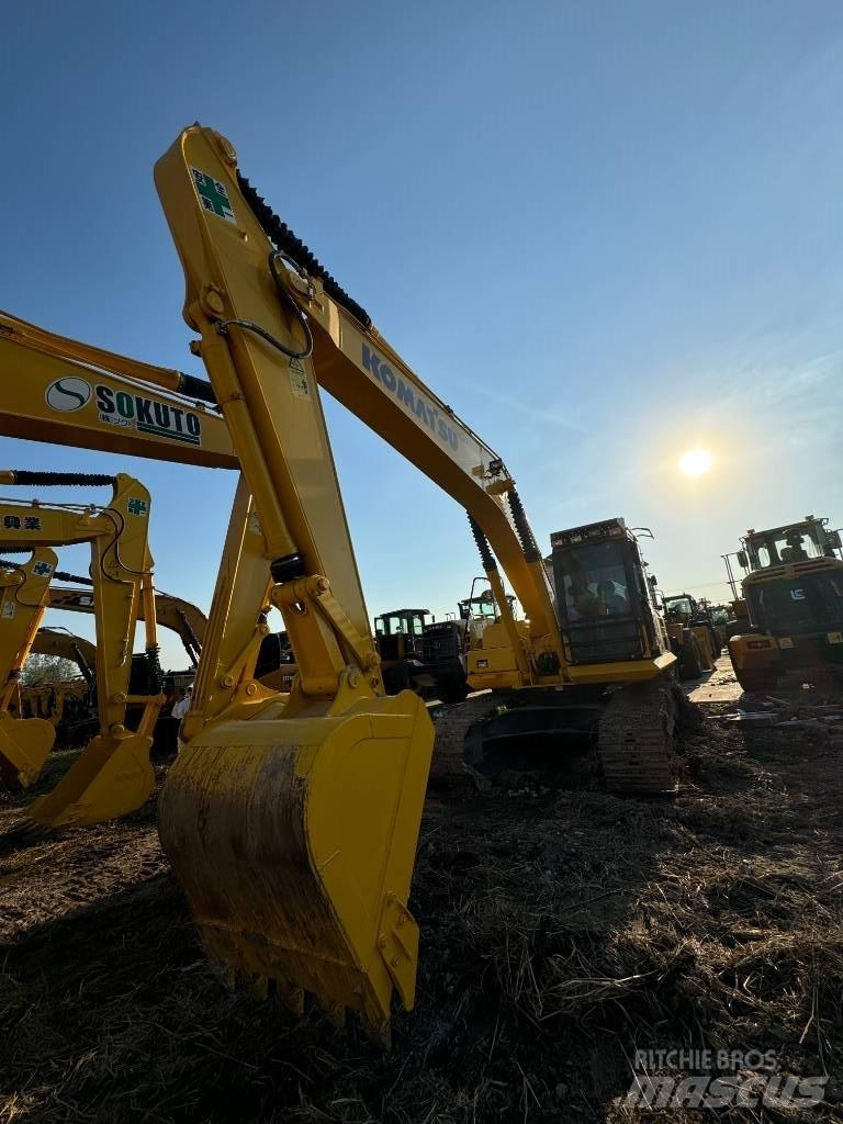 Komatsu PC 210 Гусеничные экскаваторы