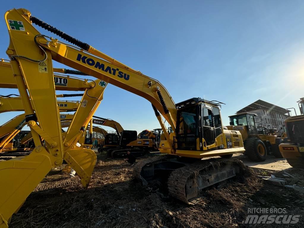 Komatsu PC 210 Гусеничные экскаваторы