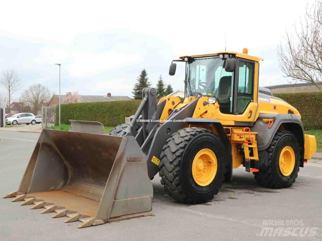 Volvo L 120 H Фронтальные погрузчики