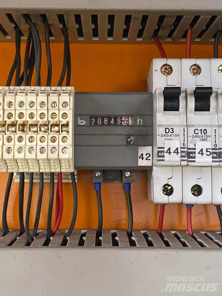 Spierings SK365 AT3 Башенные краны