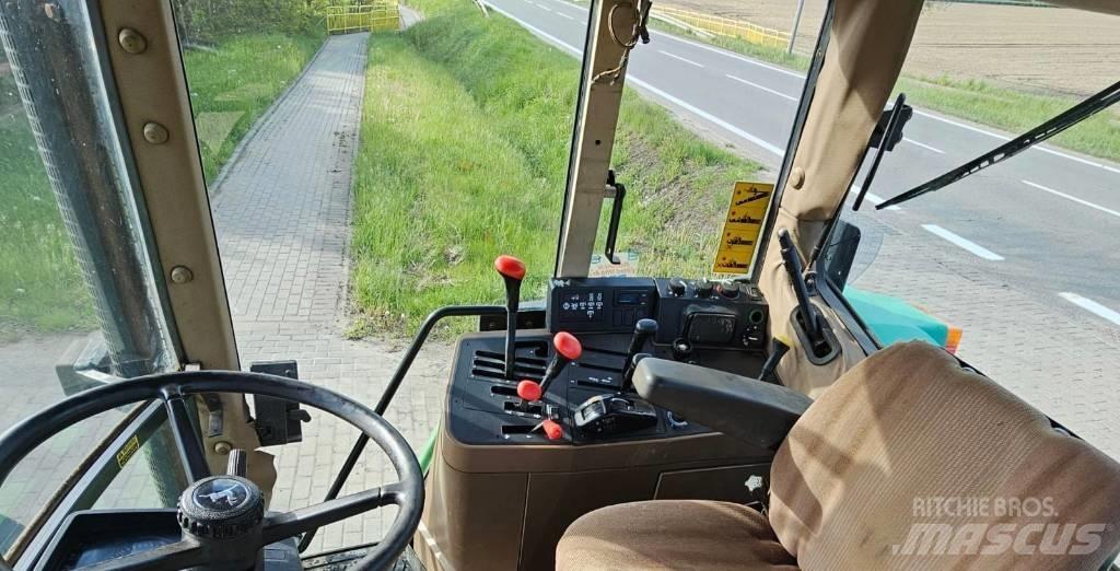 John Deere 6800 Трактора