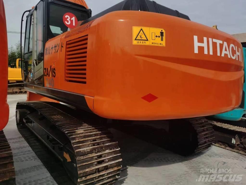 Hitachi ZX 240 Гусеничные экскаваторы