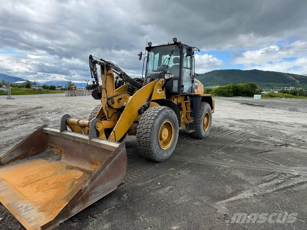 CAT 918 M Фронтальные погрузчики