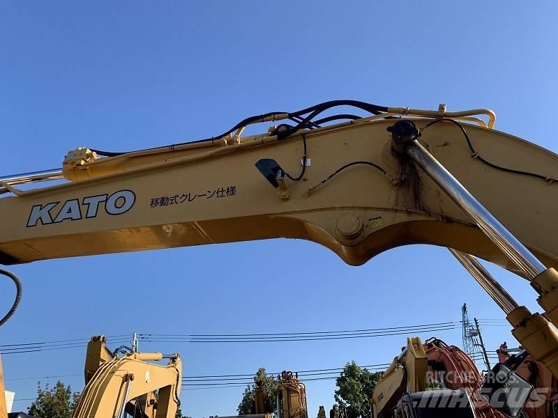 Kato HD513MR-6 Гусеничные экскаваторы