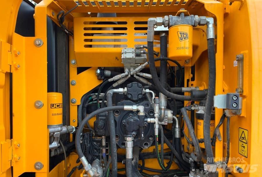 JCB JS 220 N LC Гусеничные экскаваторы