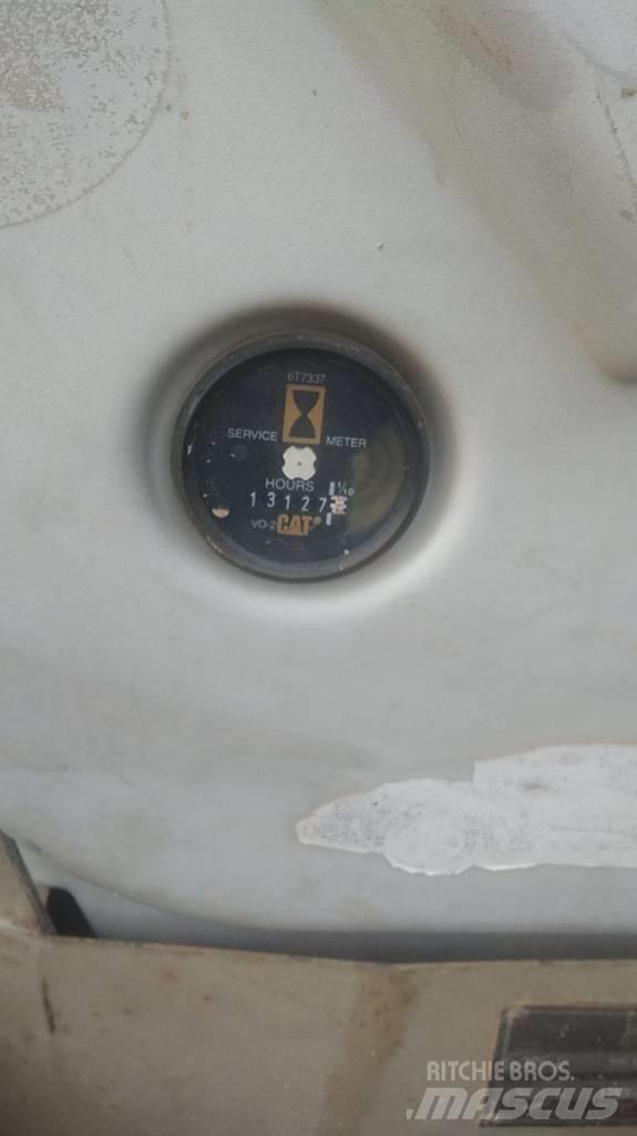 CAT 375 L ME Гусеничные экскаваторы