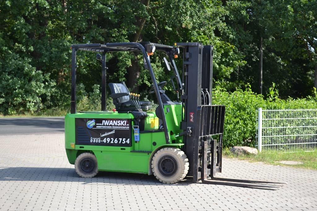 Hyundai 32 B-7 Электропогрузчики