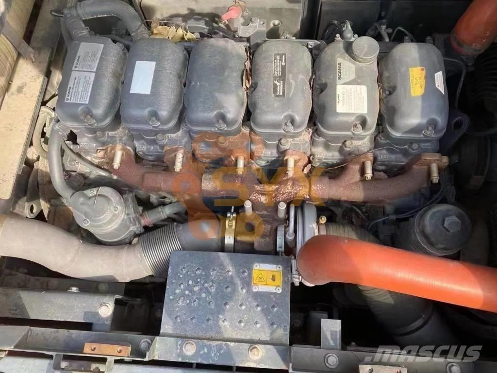 Doosan DX530 LC Гусеничные экскаваторы