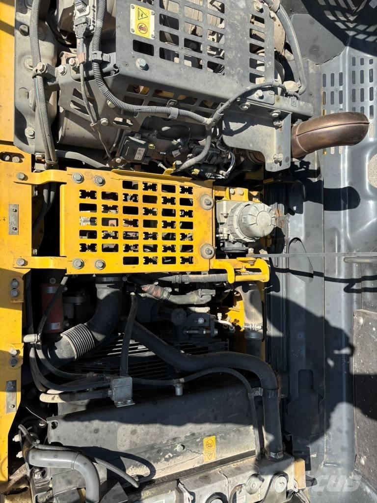 Komatsu PC 290 LC-11 Гусеничные экскаваторы