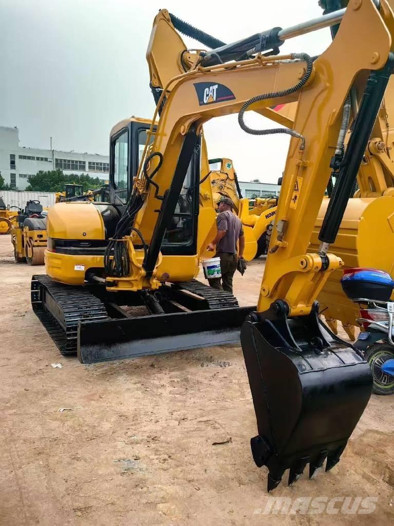 CAT 304 CR Мини-экскаваторы