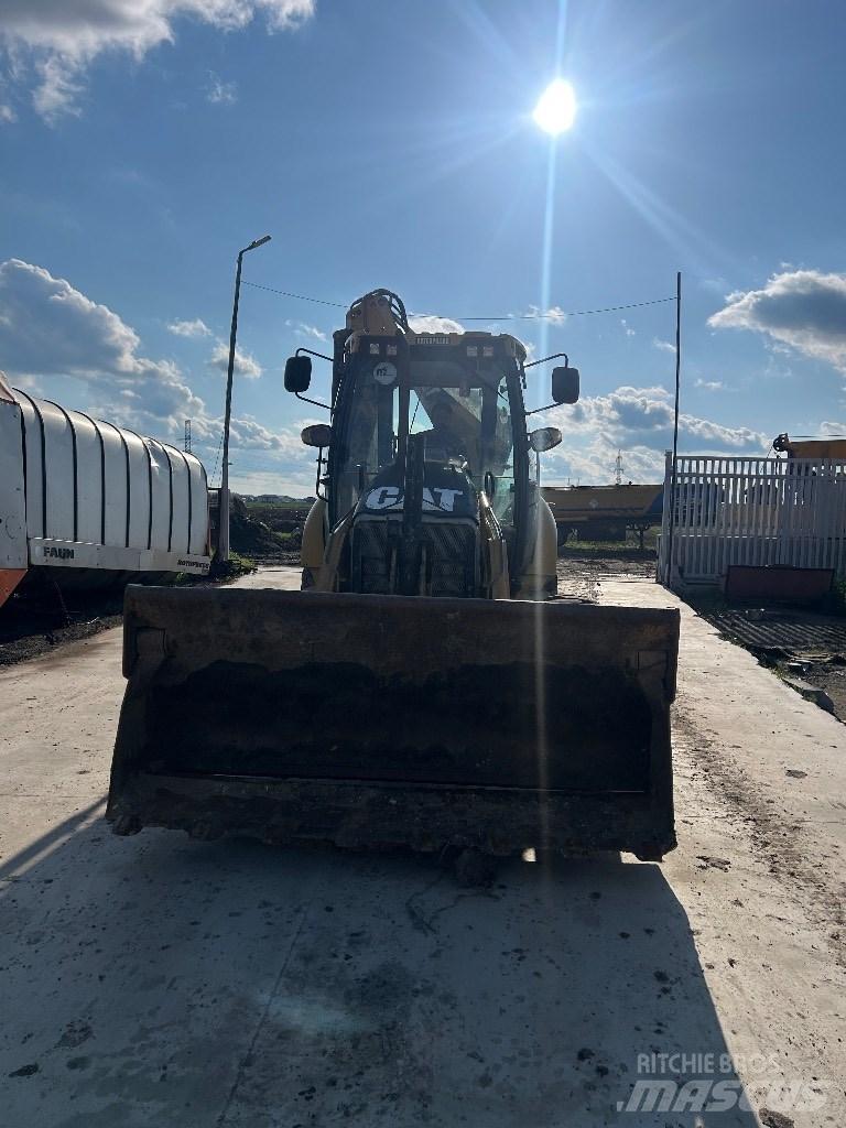 CAT 422 E Экскаваторы-погрузчики