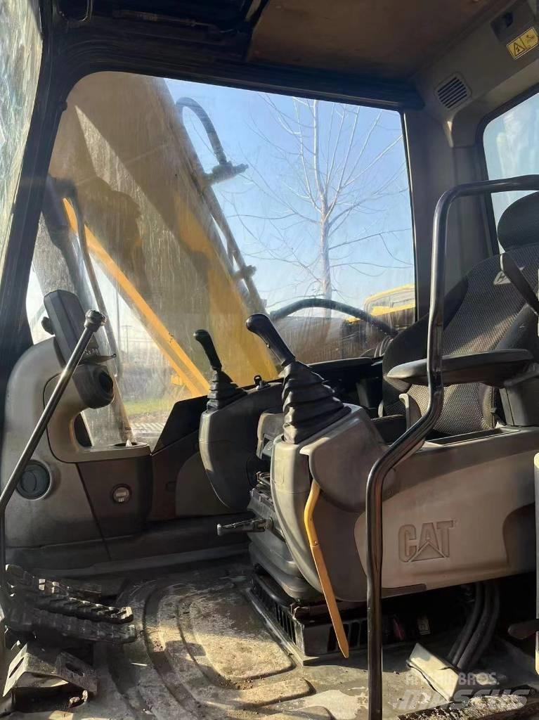CAT 312d Гусеничные экскаваторы
