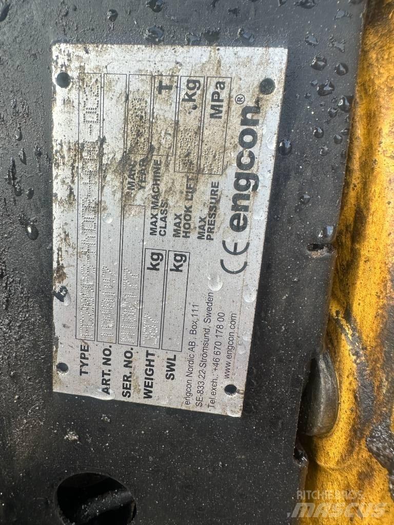 Hitachi ZX 85 USB-6 Малые экскаваторы 7т-12т
