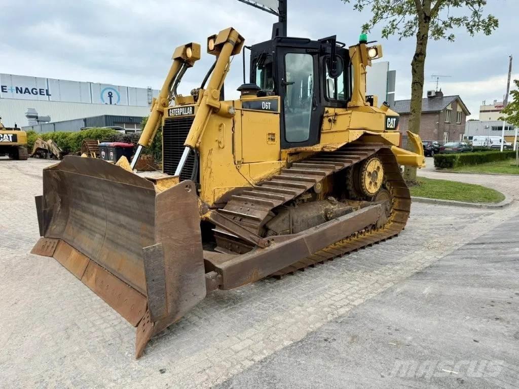 CAT D6T XW Гусеничные бульдозеры