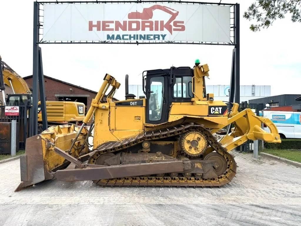 CAT D6T XW Гусеничные бульдозеры