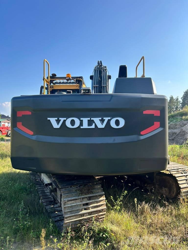 Volvo EC 220 E Гусеничные экскаваторы