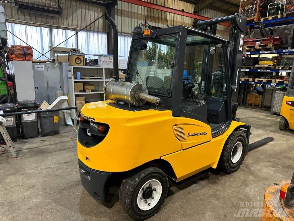 Jungheinrich DFG 550 Дизельные погрузчики