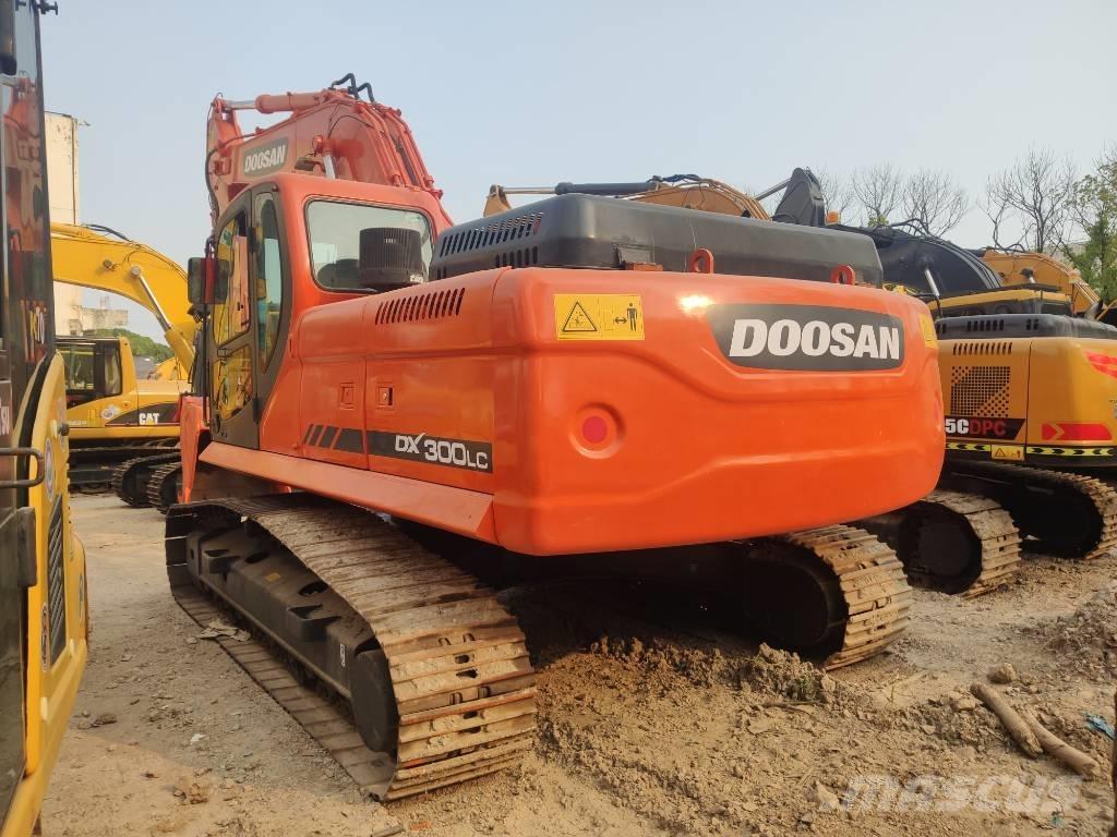 Doosan dx300 Гусеничные экскаваторы