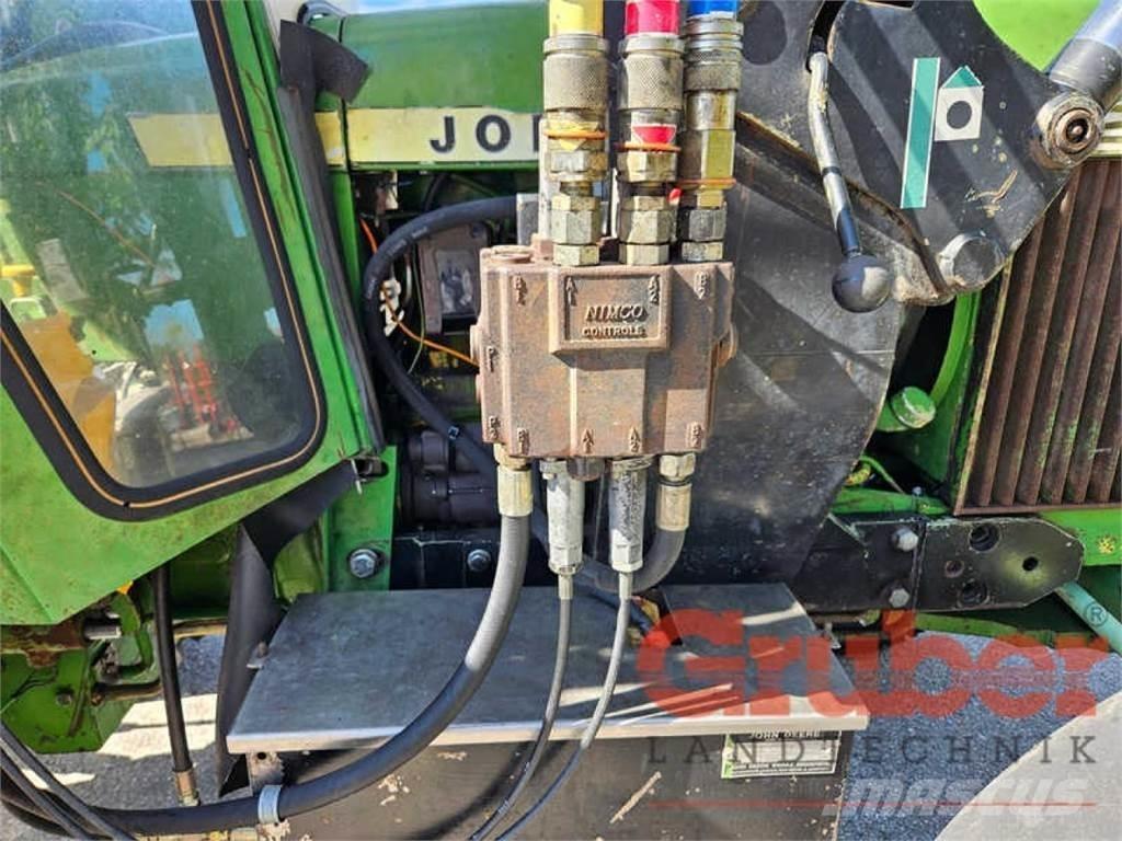 John Deere 2130 S Трактора