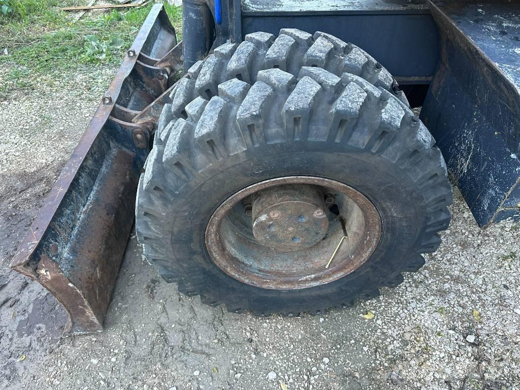 Komatsu PW 160-7E0 Колёсные экскаваторы