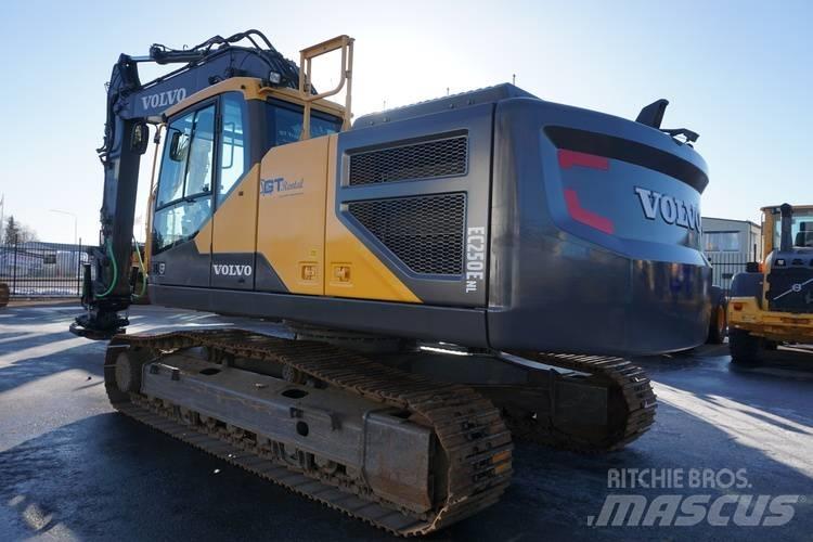 Volvo EC 250 E NL Гусеничные экскаваторы