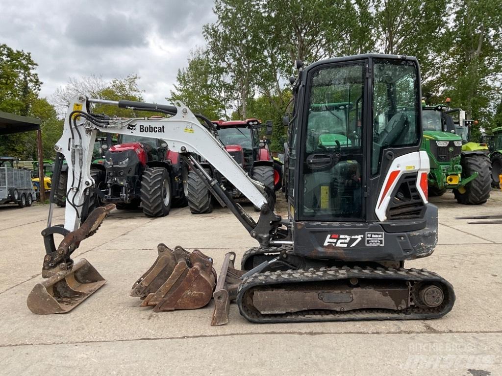 Bobcat E 27 Мини-экскаваторы