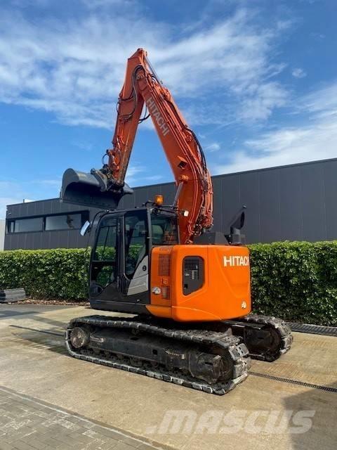 Hitachi ZX 135 US-6 Гусеничные экскаваторы