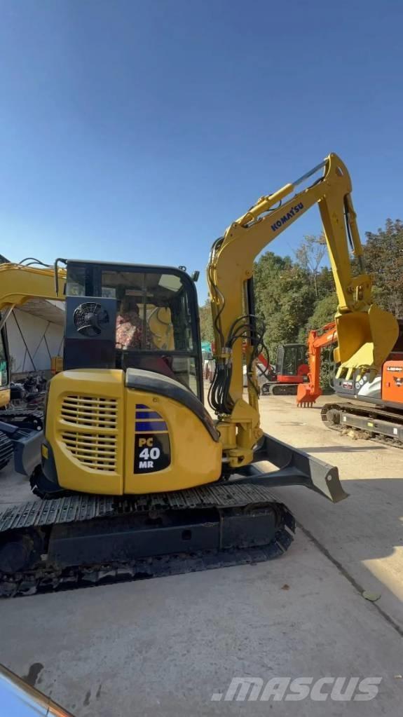 Komatsu PC 40 MR Мини-экскаваторы