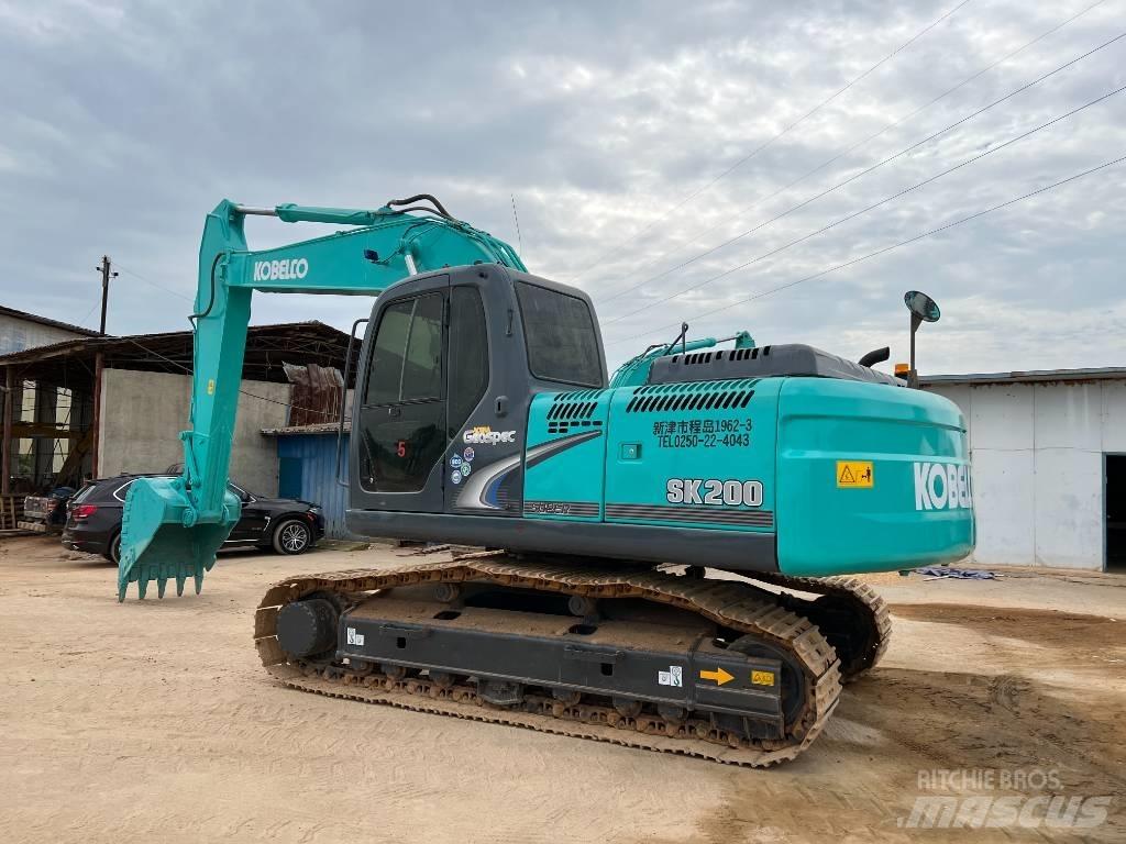 Kobelco SK 200-8 Гусеничные экскаваторы