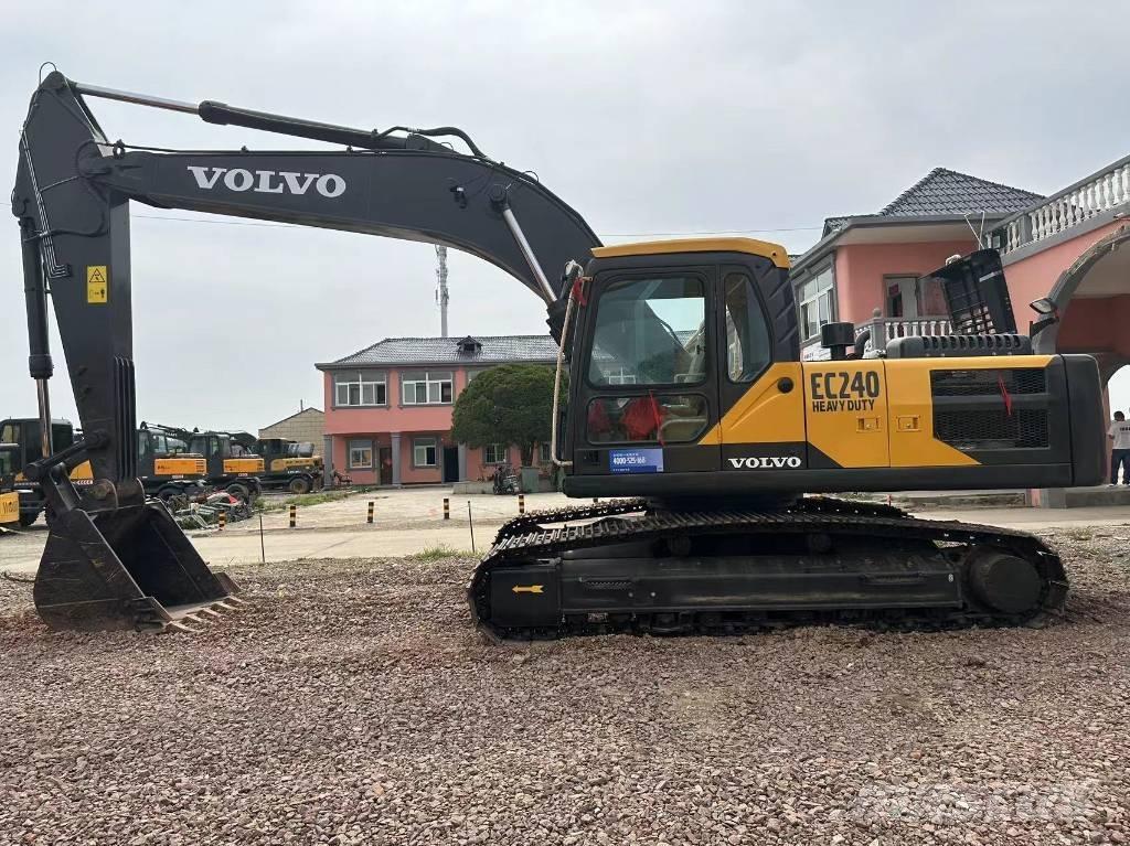 Volvo EC 240 Гусеничные экскаваторы