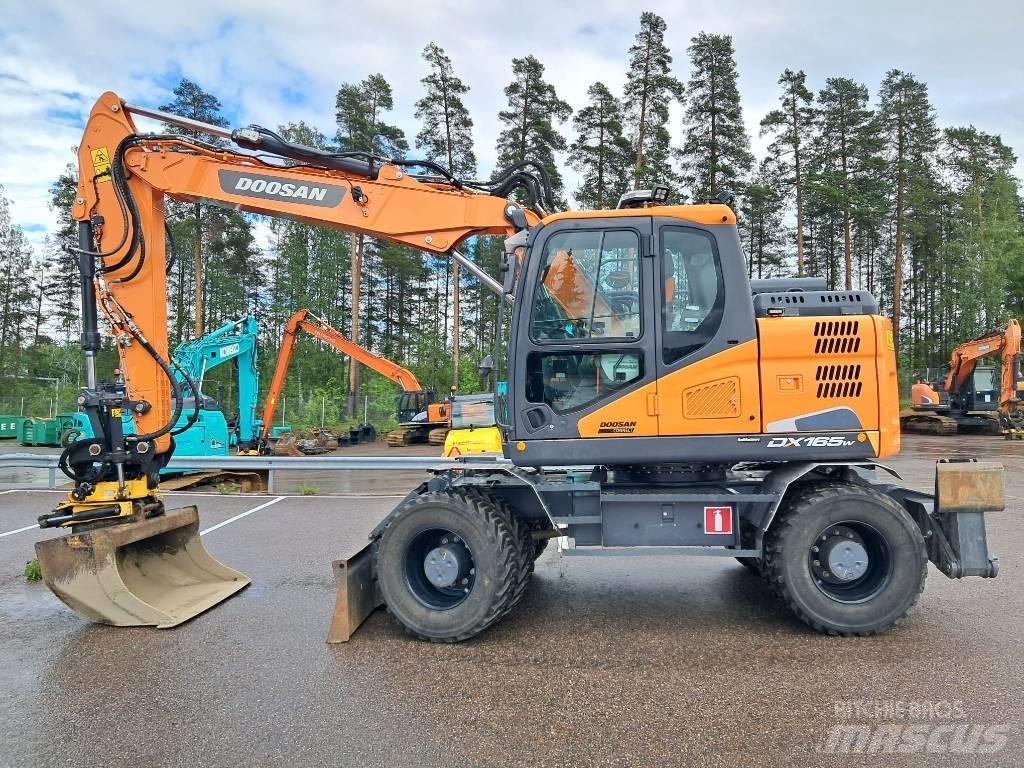 Doosan DX 165 W-5 Колёсные экскаваторы