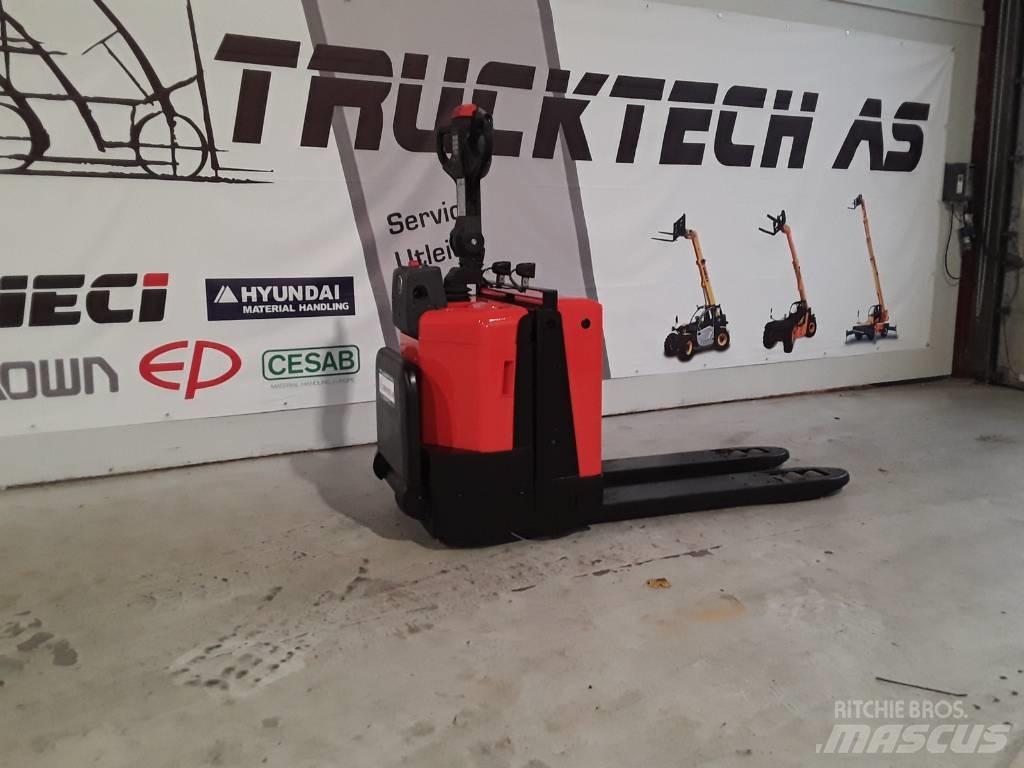 BT LPE 200 Самоходные электрические тележки