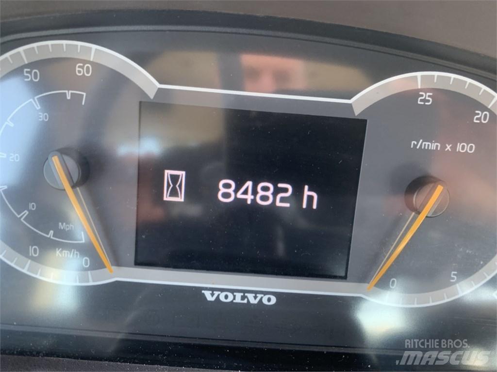 Volvo L 70 H Фронтальные погрузчики