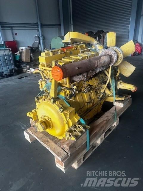 Komatsu SA6D140-1 Двигатели