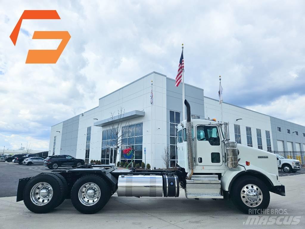 Kenworth T 800 Седельные тягачи