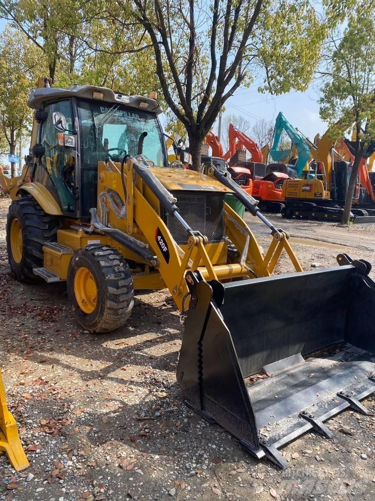 CAT 420 F Экскаваторы-погрузчики