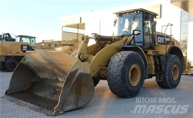 CAT 966M Фронтальные погрузчики