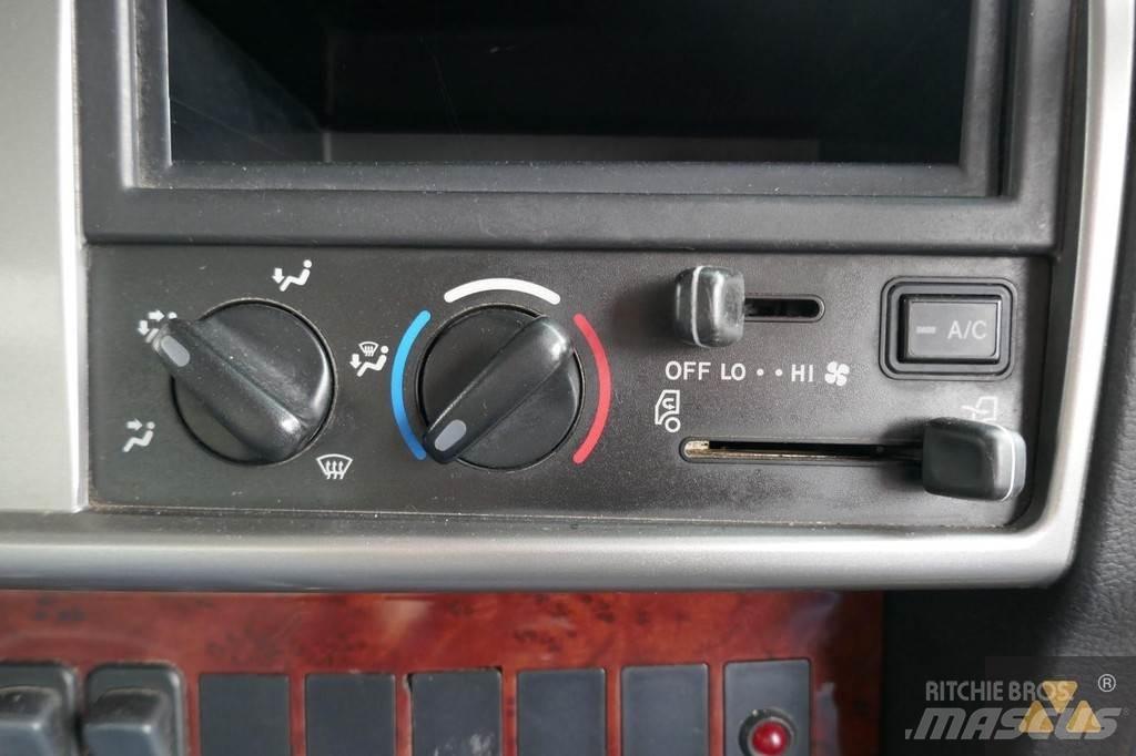 Hino 700FY crane Специальные грузовики