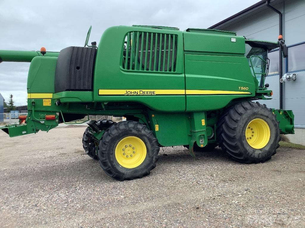 John Deere T560 Зерноуборочные комбайны