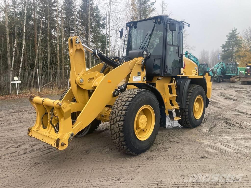 CAT 920 Фронтальные погрузчики