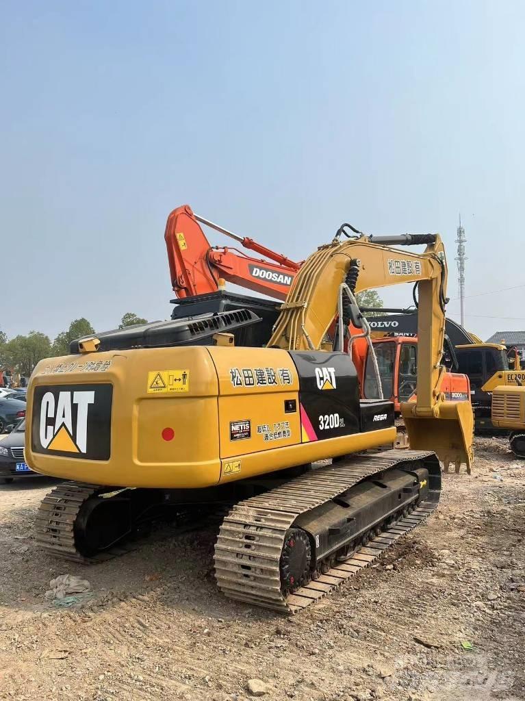 CAT 320 D Гусеничные экскаваторы