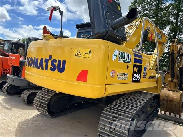 Komatsu PC 200-8 Гусеничные экскаваторы