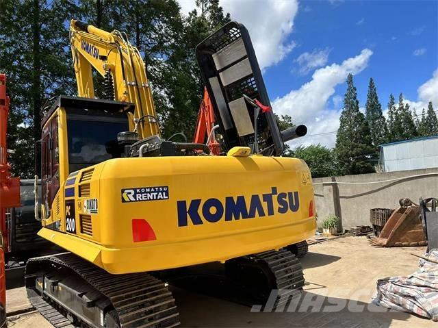 Komatsu PC 200-8 Гусеничные экскаваторы