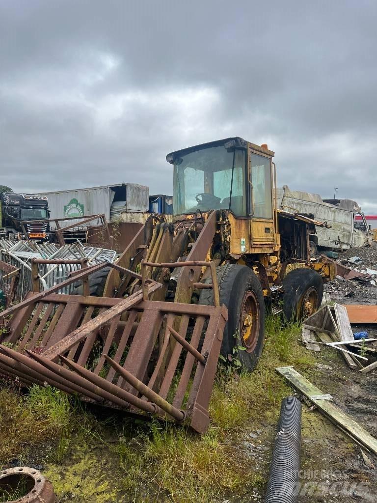 Volvo L 70 B Фронтальные погрузчики