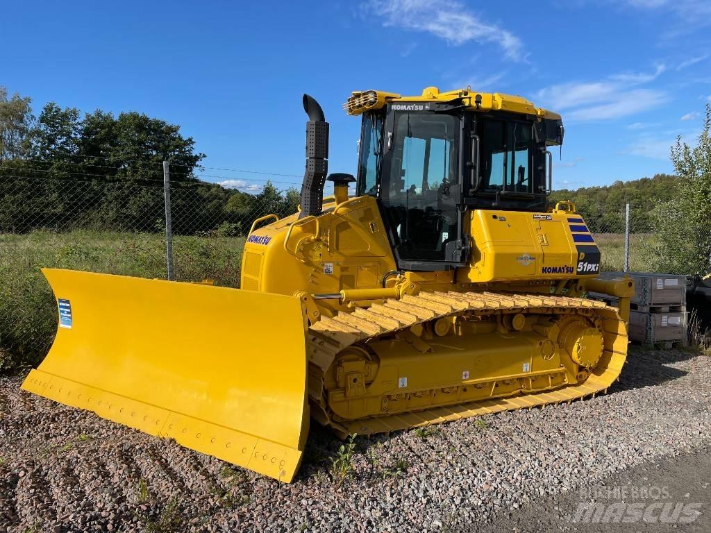 Komatsu D 51 PXi Гусеничные бульдозеры